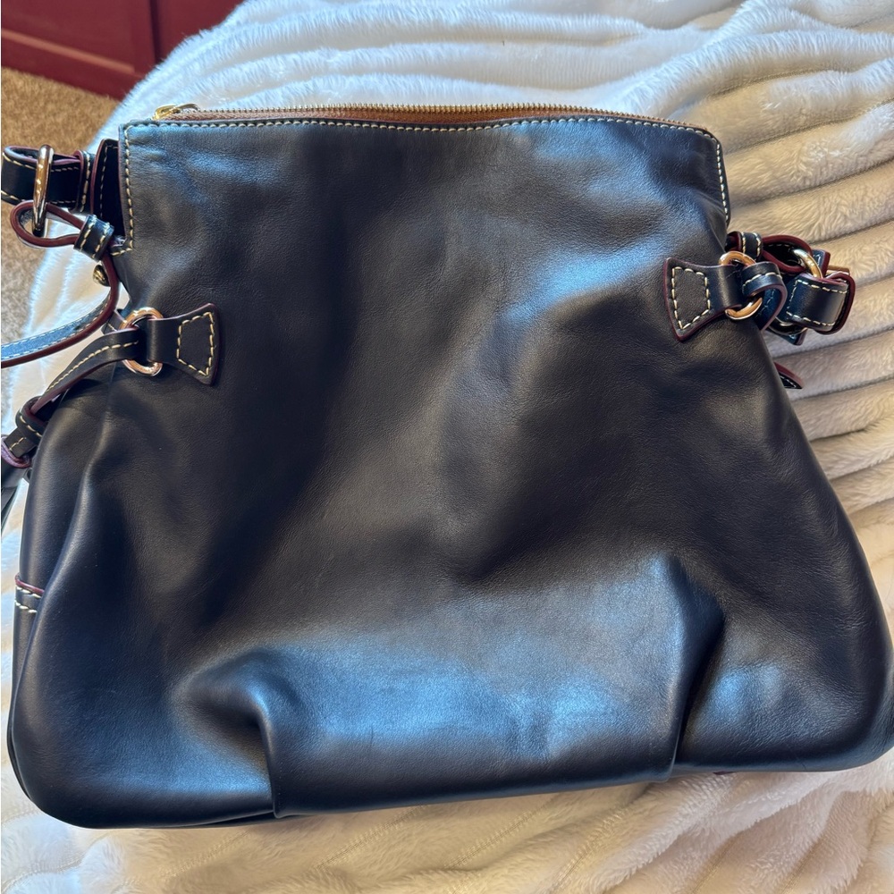 Dooney & Bourke Navy and Burgandy Leather Shoulder Bag - Picture 2 of 4